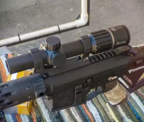 Burris RT-6 mounted on a firearm